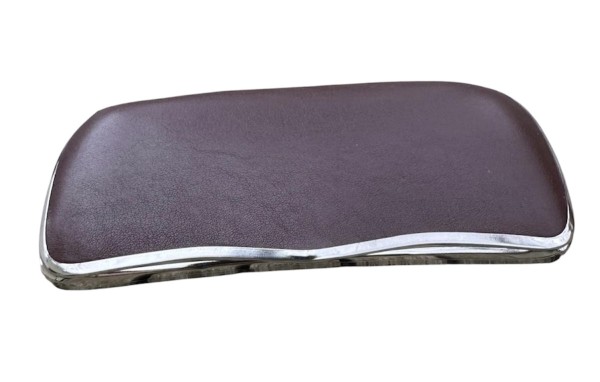 Etui Reinhold Kühn Kalbsleder braun, Innenfutter grün